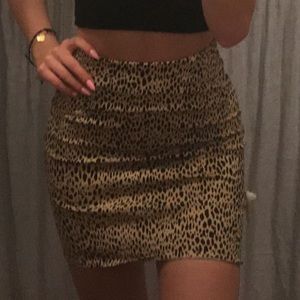 Brandy Melville skirt